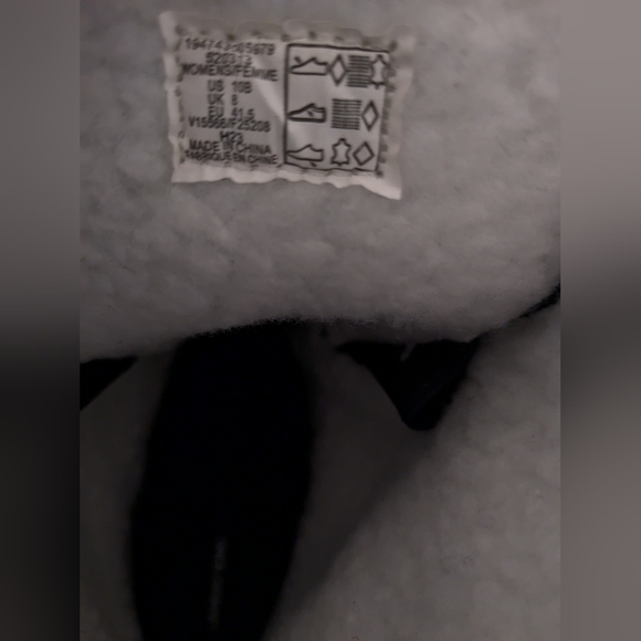 Land's End Tartan Sherpa Duck Boots - Picture 6 of 6